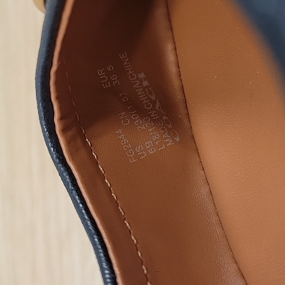 Coach Ballet Flats - Picture 5 of 6